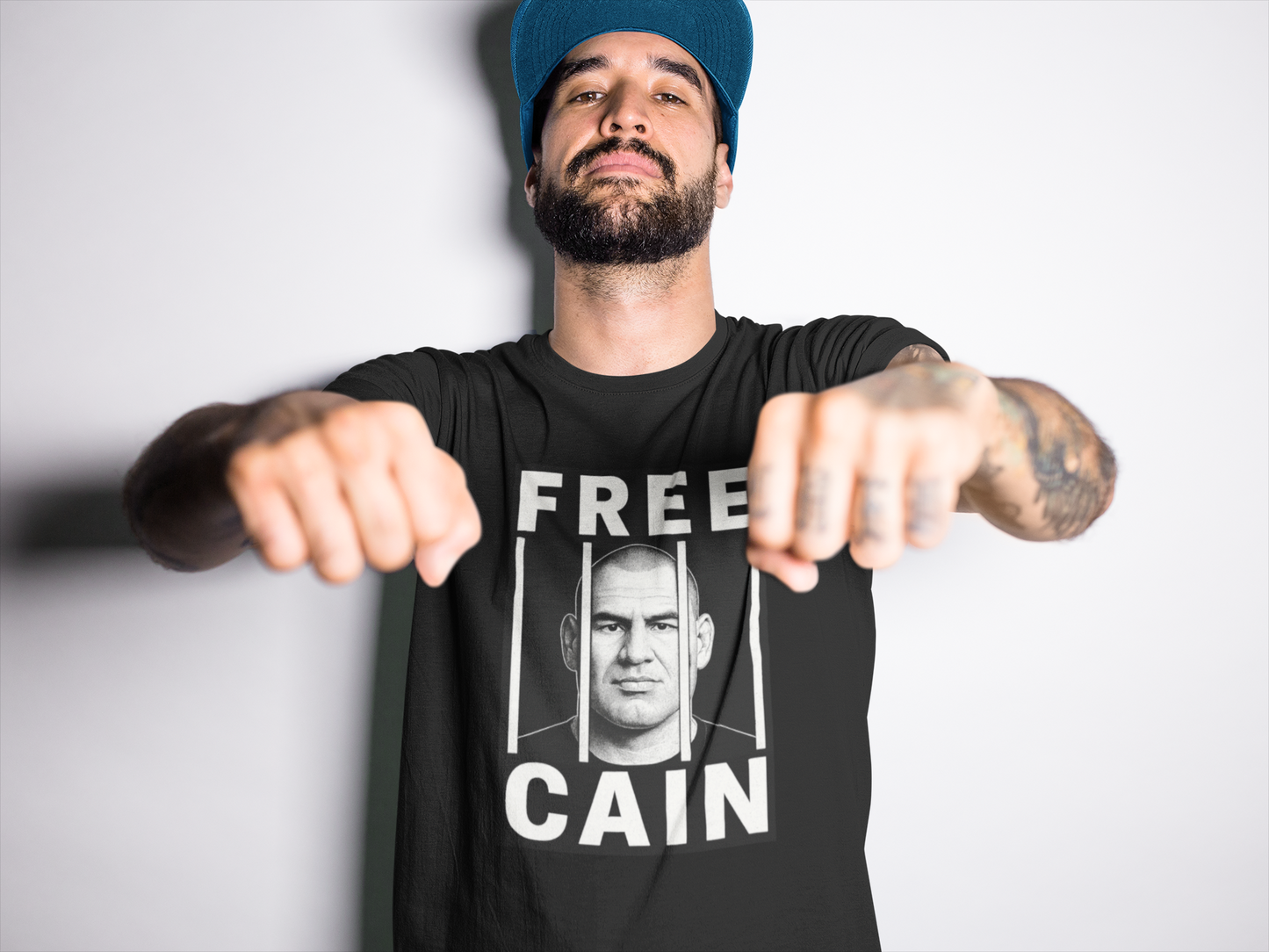 ROLL & RUMBLE Fight Co. FREE CAIN T-Shirt Cain Velasquez